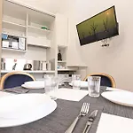 דירה Dclass Acquario White *