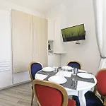 דירה Dclass Acquario White *