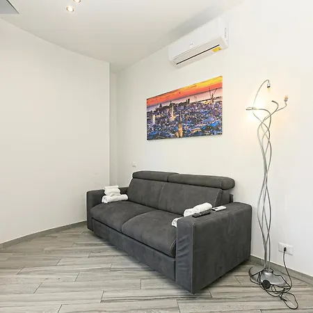 Апартаменты Dclass Acquario White