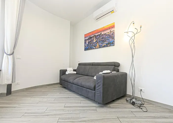 Dclass Acquario White
