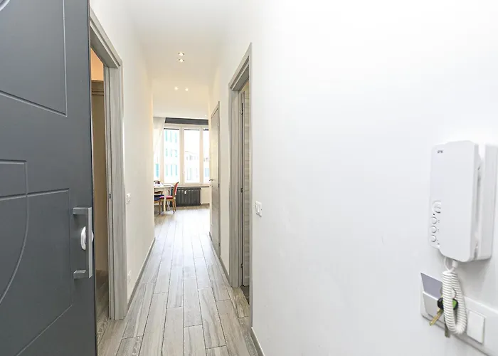 Daire Dclass Acquario White