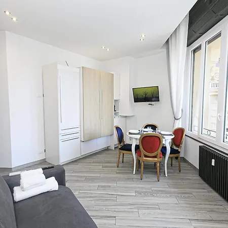 Dclass Acquario White *