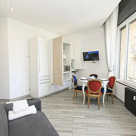 Appartamento Dclass Acquario White Genova