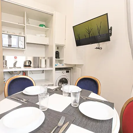 Dclass Acquario White